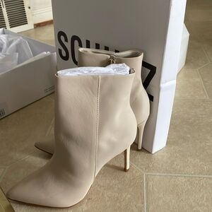 Schutz ankle boots